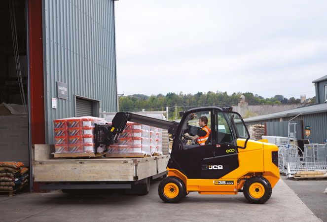 JCB TLT35-23D Industrial Forklift lifting a pallet off a lorry
