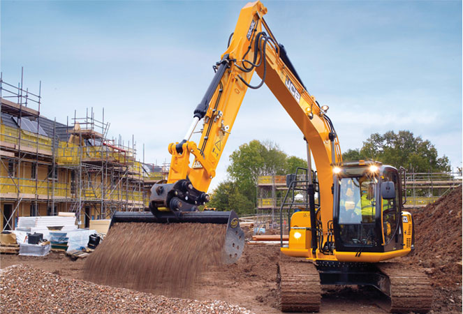JCB JS160 Tracked Excavator unloading its bucket