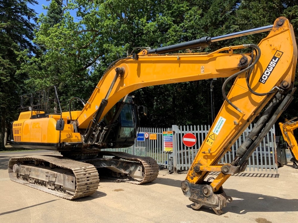 JCB JS300-thumb